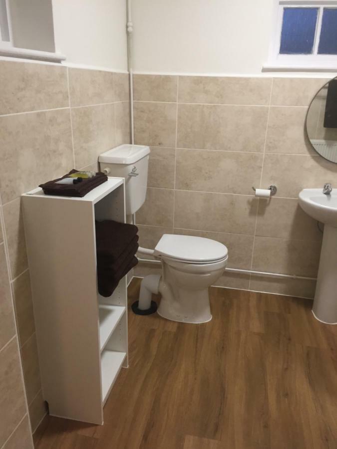 Good Intent Rooms Waltham Abbey Zewnętrze zdjęcie